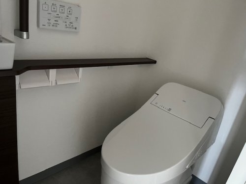 ワイズエステムコート那覇松山1002号室