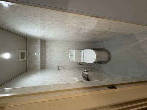 ライオンズマンション泊 205号